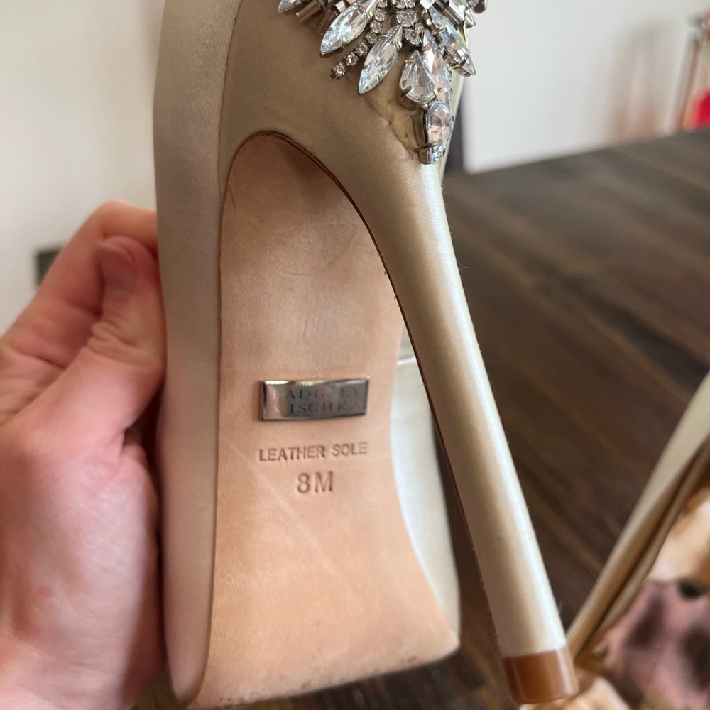 Wore these beautiful shoes once for my wedding in great condition!